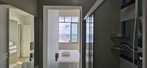 Basic Apartment | Free WiFi, bed sheets