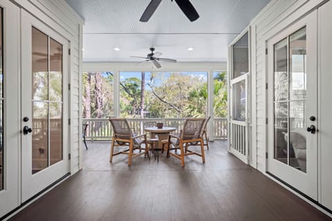 Screened Porch