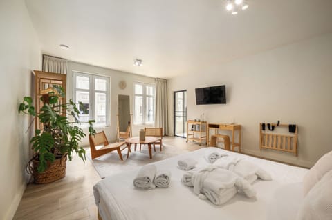Superior Double Room, City View | Free WiFi
