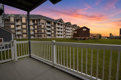 The balcony features direct gate access to the slopes for added convenience.