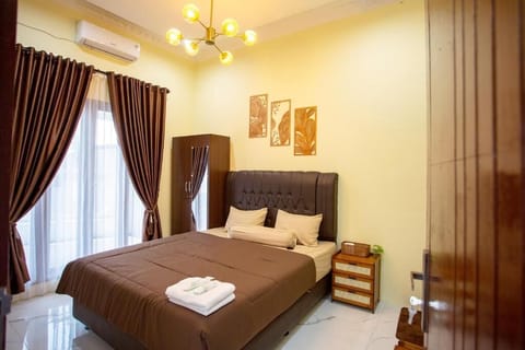 Superior Double Room, 1 Queen Bed | Desk, free WiFi, bed sheets