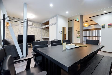 Family House, 2 Bedrooms, Non Smoking | Dining