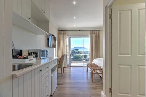 In-room safe, iron/ironing board, free WiFi, bed sheets
