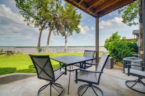 Apartment (1 Bedroom) | Front of property