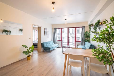 Apartment | Living room