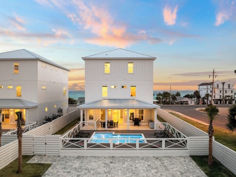 Welcome to 'Casa Luna' in Panama City Beach!