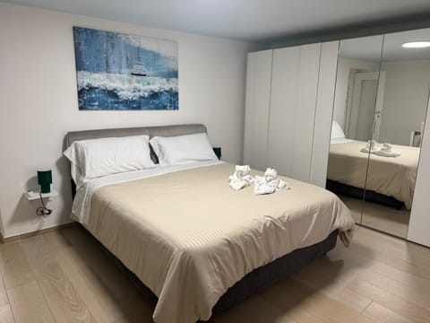 Comfort Townhome | Blackout drapes, iron/ironing board, free WiFi