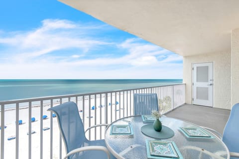 Condo, Multiple Beds (Sand Castle II #2603 - Premier) | Outdoor dining