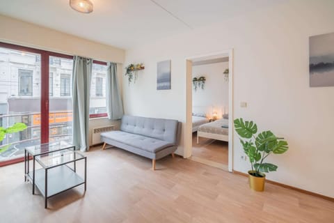Apartment | Living room