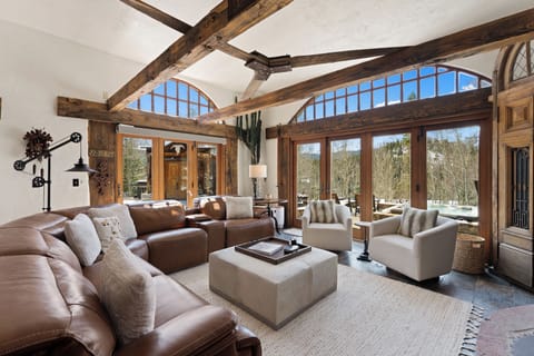 House (3 Bedrooms) | Property amenity