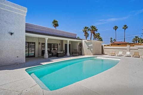 Relax by the private pool and enjoy sunny Lake Havasu days in this spacious backyard retreat.