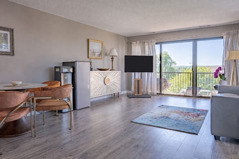 Designer-inspired living with stunning views and all new furnishings