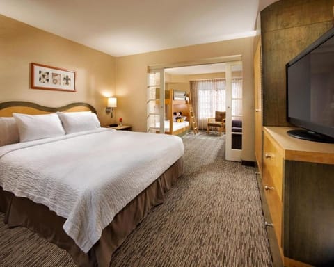 Bedroom. Interior and views may vary based on location and availability.