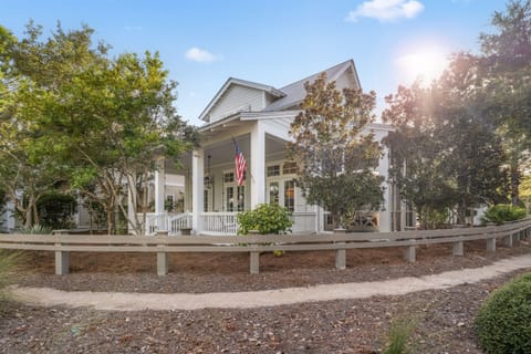 The corner lot provides plenty of space for parking in the back, a back patio and front and side porches. 