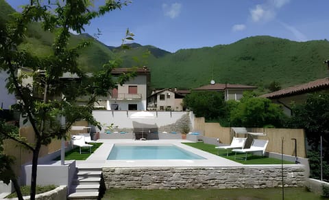 Swimming Pool, Outdoor Furniture, Resort, Mountain Range, Shade, Garden, Flagstone, Courtyard, Hacienda, Estate