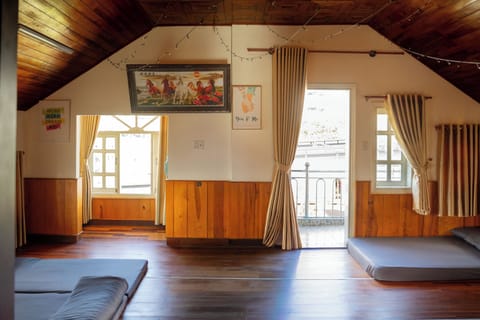 Basic Shared Dormitory | Free WiFi