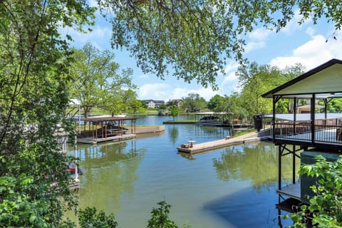 Welcome to Riverview Hideaway!