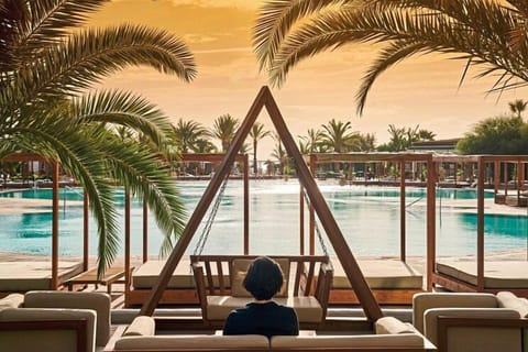 Indoor pool, 2 outdoor pools, free cabanas, pool umbrellas