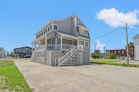 Enjoy an Endless Summer located just steps from the beach.