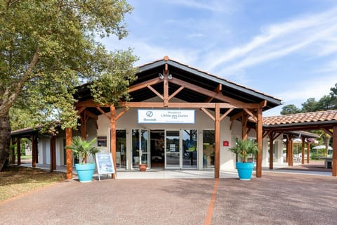 Entrance / Reception