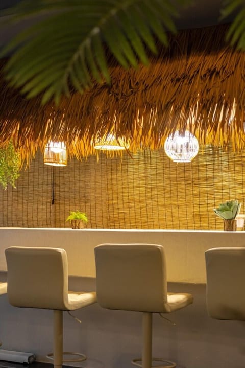 Bali Style / multiple capacity clean / yeongildae 3 minutes by walk | Free WiFi