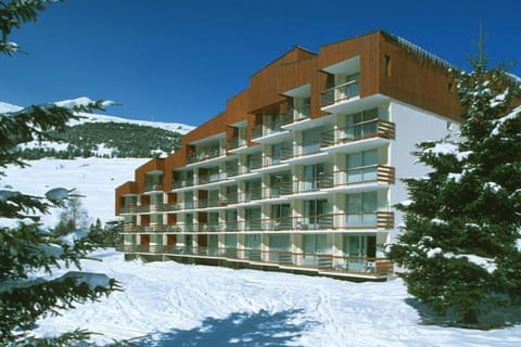 Holiday Home Exterior [winter]