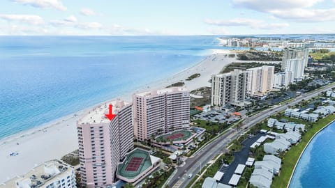 Crescent Beach Club is nestled between the Gulf of Mexico/America and the intercoastal waterway