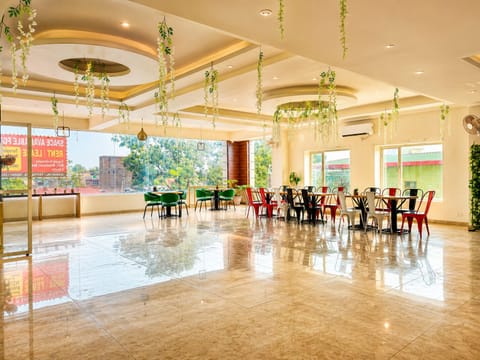 Superior Room | Dining