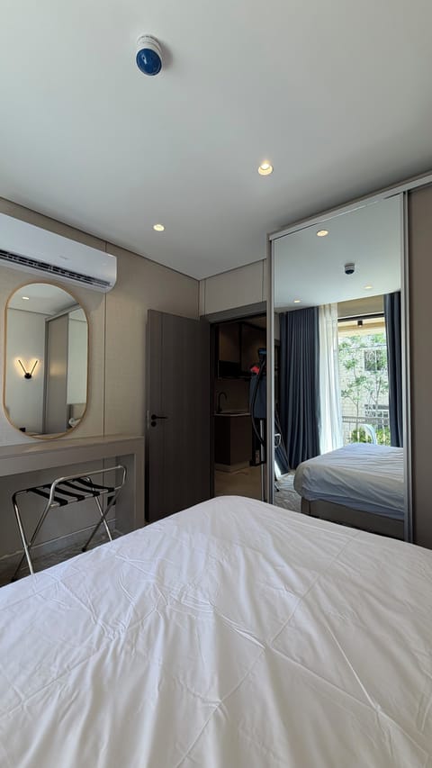 Apartment, 1 Bedroom, Accessible, Smoking | 1 bedroom