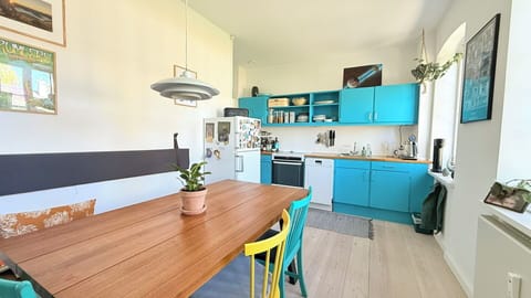 Dining Room, Kitchen