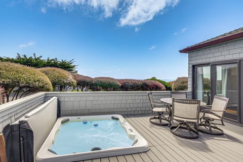 Bodega Bay Vacation Rental | 3BR | 2.5BA | 2,329 Sq Ft