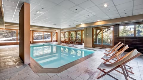 Apartment | Pool | Indoor pool, outdoor pool