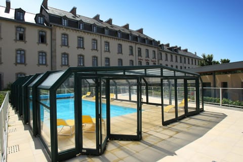 Apartment | Pool | Outdoor pool, a heated pool