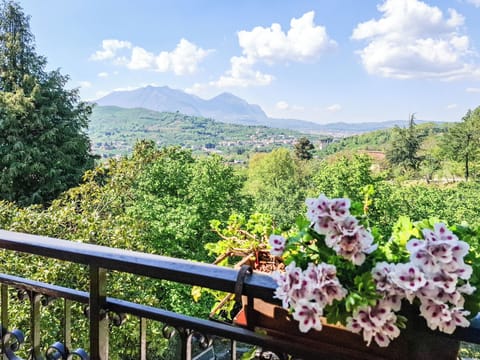 Apartment, Balcony, Garden View | Property grounds