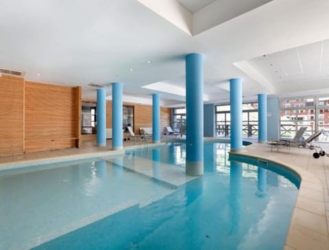 Apartment | Pool | Outdoor pool
