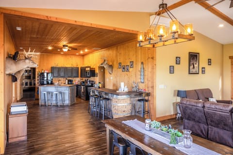 House, Patio | Private kitchen | Toaster