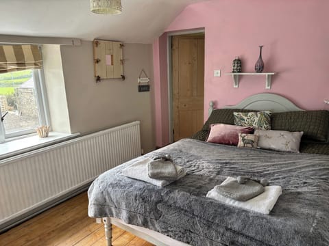 2 bedrooms, free WiFi