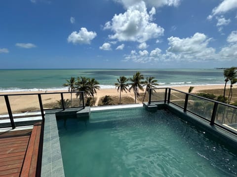 Economy Studio Suite | Pool | Outdoor pool