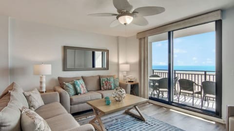 Apartment (3 Bedrooms) | Front of property