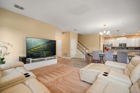 1510RollingFairwayDrive(1)