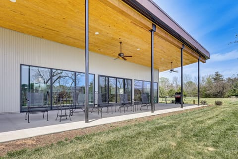 Harrisonburg Vacation Rental | 2BR | 2BA | 1,590 Sq Ft