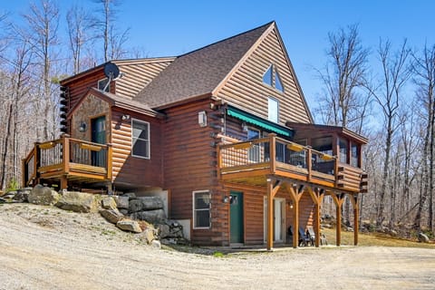 Greenwood Vacation Rental | 4BR | 3BA | 2,180 Sq Ft
