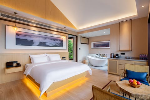 Luxury Tree House, Hill View | Free WiFi