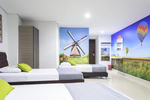 Quadruple Room | Individually decorated, desk, free WiFi, bed sheets