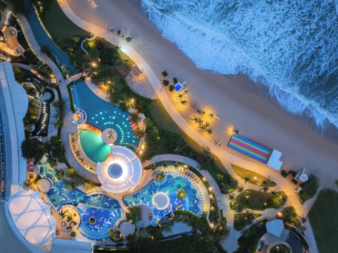 Beach/ocean view