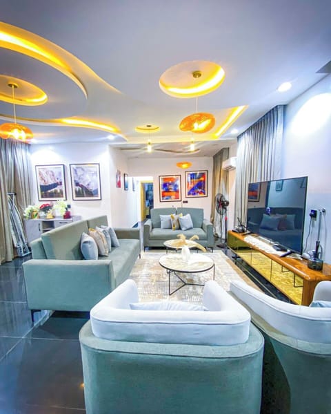 Junior Room, Balcony, City View | Living area