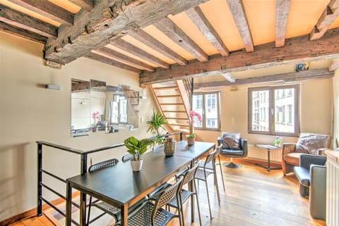 Apartment | Dining