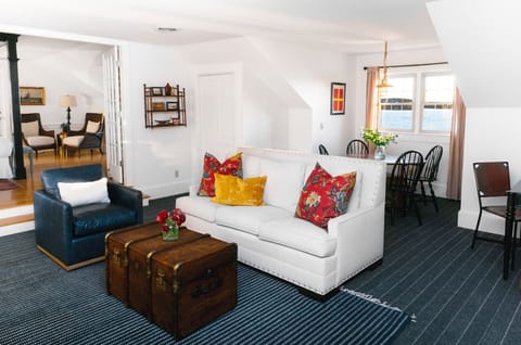 Bright and playful with thoughtful touches, this relaxed living space invites you to kick back and stay awhile.