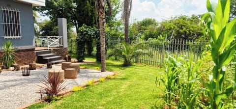 Apartment, 1 Bedroom, Patio | Property grounds