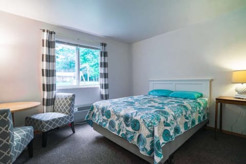 Guest Room #12 